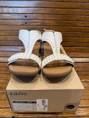 Taos Footwear White Studded T-Strap Comfort Sandals